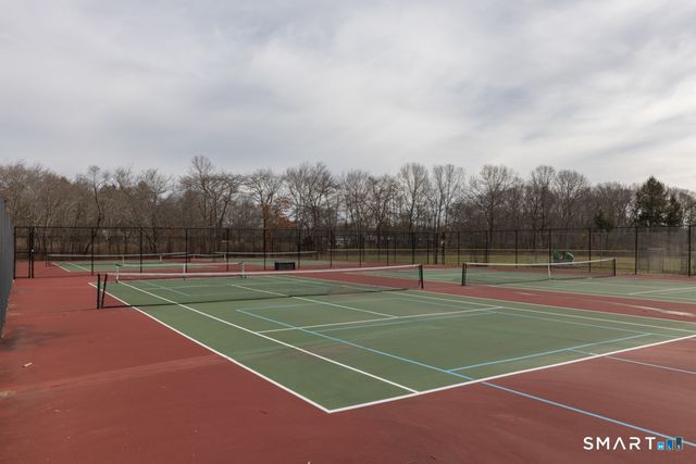 41 Farview Avenue, Old Saybrook, CT 06475