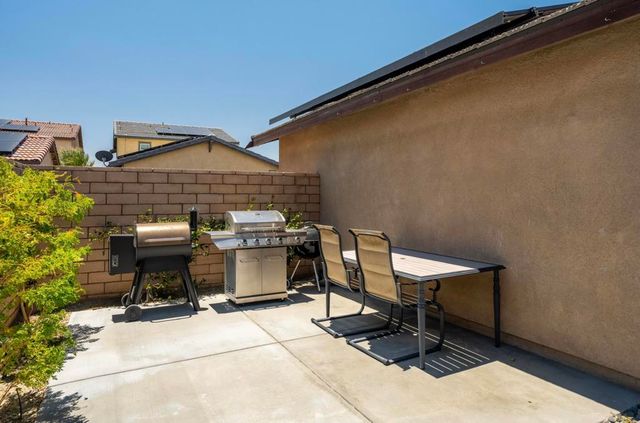 67363 Rio Oso Road, Cathedral City, CA 92234