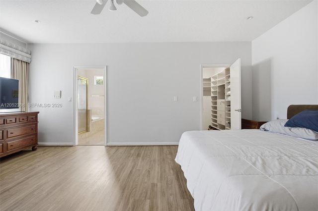 3722 NE 208th Ter, Aventura, FL 33180