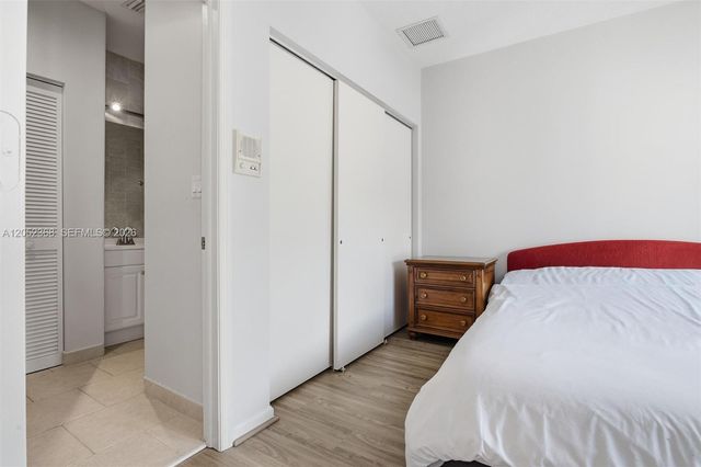 3722 NE 208th Ter, Aventura, FL 33180