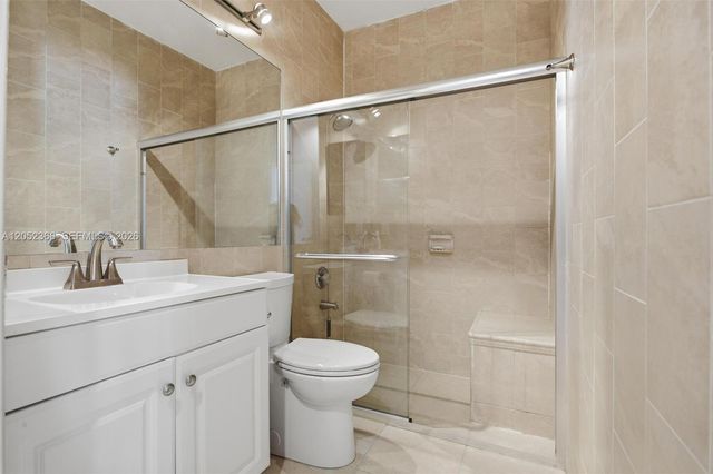 3722 NE 208th Ter, Aventura, FL 33180