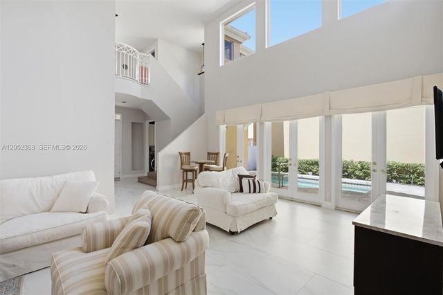 3722 NE 208th Ter, Aventura, FL 33180