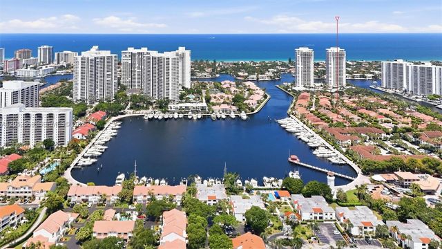 3722 NE 208th Ter, Aventura, FL 33180