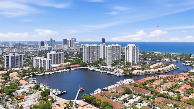 3722 NE 208th Ter, Aventura, FL 33180
