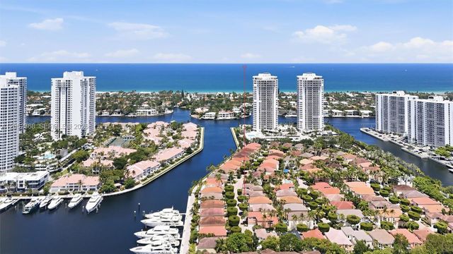 3722 NE 208th Ter, Aventura, FL 33180