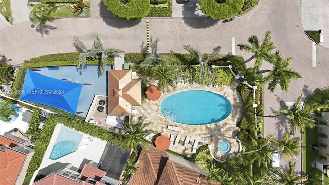 3722 NE 208th Ter, Aventura, FL 33180