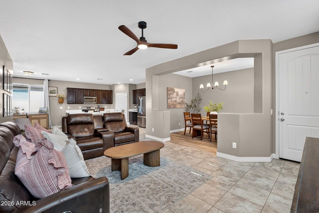 18349 W VIA DEL SOL --, Surprise, AZ 85387 — photo 2