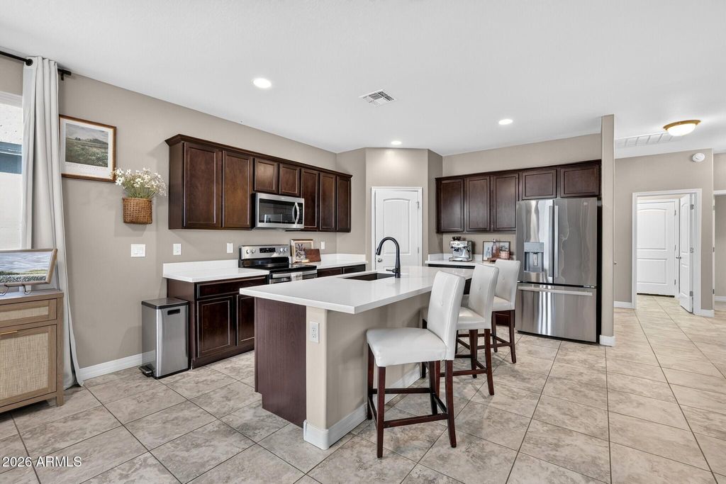 18349 W VIA DEL SOL --, Surprise, AZ 85387 — photo 5