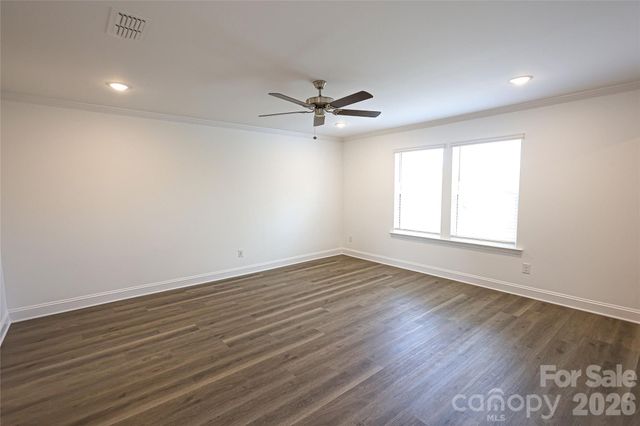 4986 Twin River Drive, Denver, NC 28037