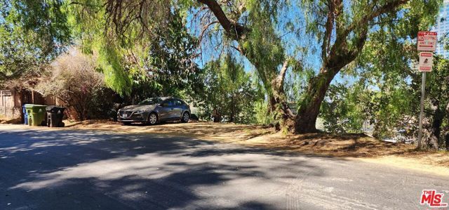 3643 Fredonia Drive, Los Angeles, CA 91307