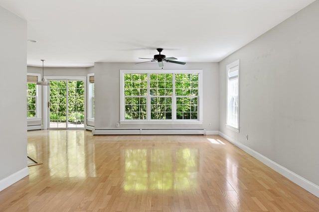 7 Blue Heron Drive, Dover, NH 03820