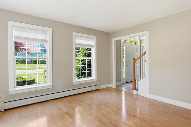 7 Blue Heron Drive, Dover, NH 03820