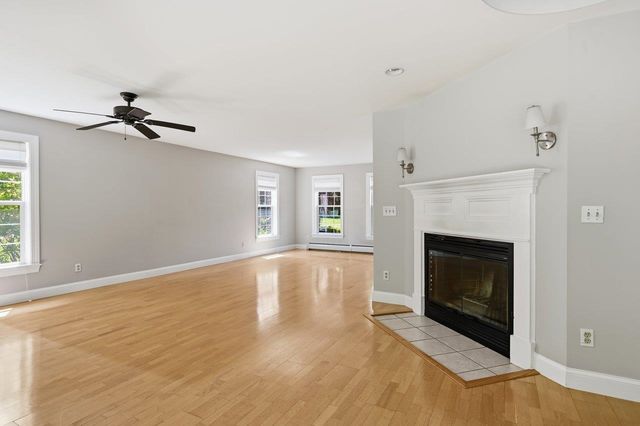 7 Blue Heron Drive, Dover, NH 03820