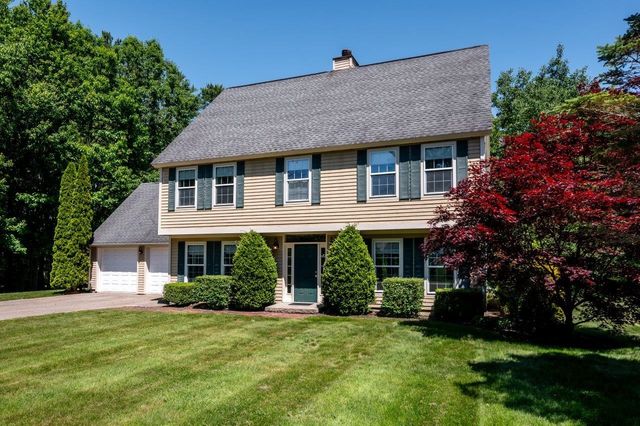 7 Blue Heron Drive, Dover, NH 03820