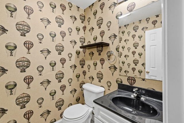 7 Blue Heron Drive, Dover, NH 03820