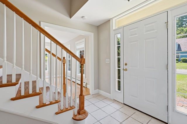 7 Blue Heron Drive, Dover, NH 03820