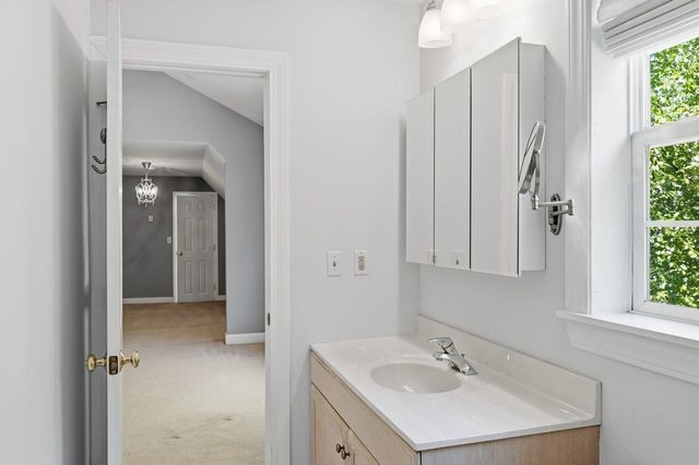 7 Blue Heron Drive, Dover, NH 03820
