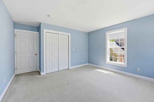 7 Blue Heron Drive, Dover, NH 03820