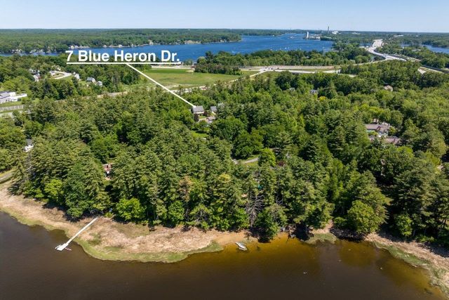 7 Blue Heron Drive, Dover, NH 03820