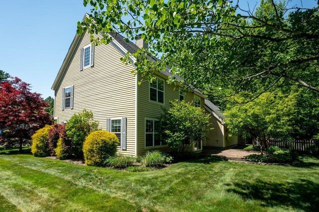 7 Blue Heron Drive, Dover, NH 03820