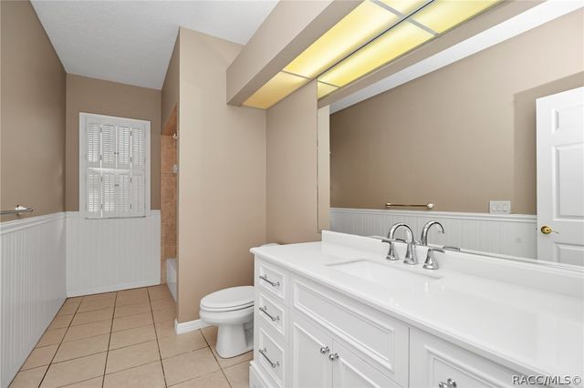 17 Elder Court E, Homosassa, FL 34446