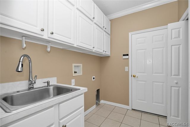 17 Elder Court E, Homosassa, FL 34446