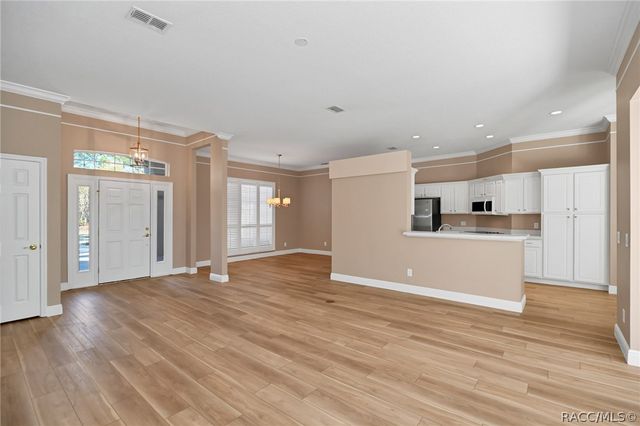 17 Elder Court E, Homosassa, FL 34446