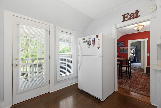 19 Pine Street, Eureka Springs, AR 72632