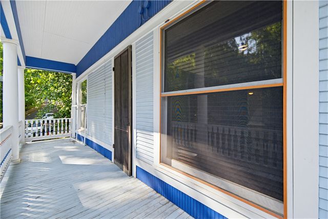 19 Pine Street, Eureka Springs, AR 72632
