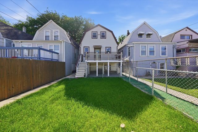3509 S Mozart Street, Chicago, IL 60632
