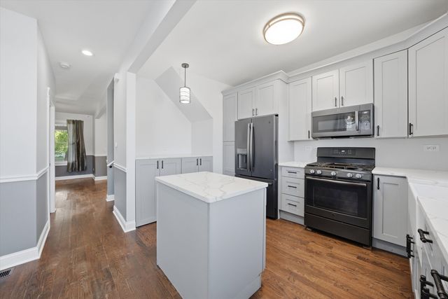 3509 S Mozart Street, Chicago, IL 60632
