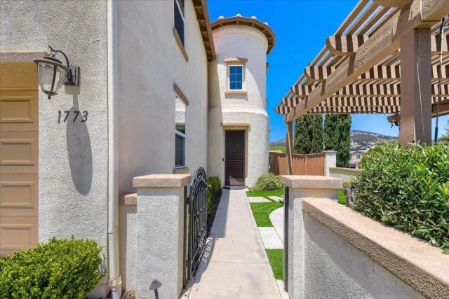 1773 Old Glen St, San Marcos, CA 92078