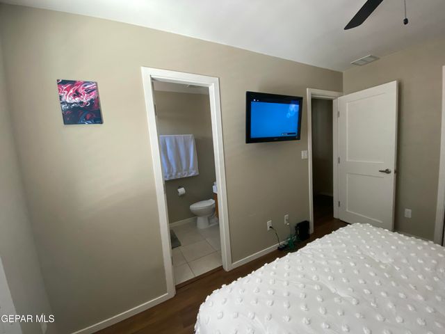 4200 Camelot Heights Drive 13, El Paso, TX 79912