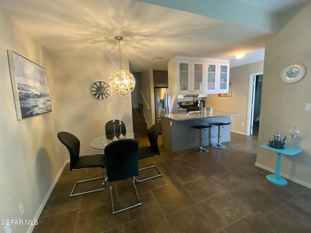 4200 Camelot Heights Drive 13, El Paso, TX 79912