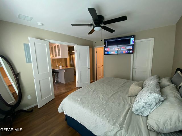 4200 Camelot Heights Drive 13, El Paso, TX 79912