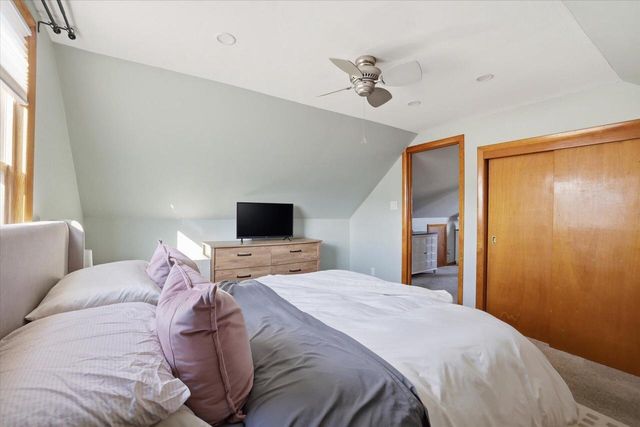 236 N 73rd STREET, Milwaukee, WI 53213