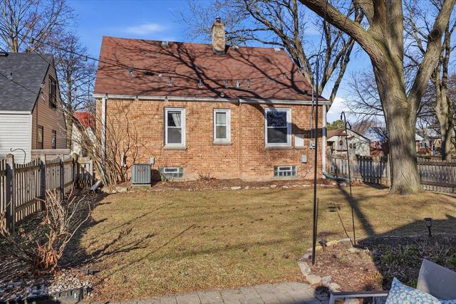 236 N 73rd STREET, Milwaukee, WI 53213