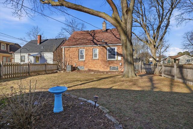 236 N 73rd STREET, Milwaukee, WI 53213