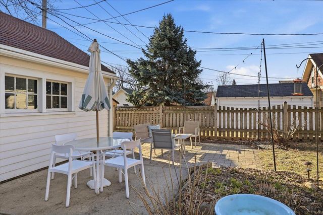 236 N 73rd STREET, Milwaukee, WI 53213