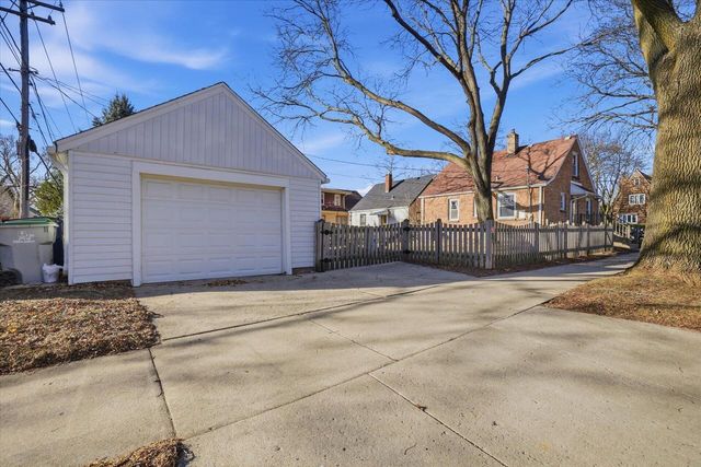 236 N 73rd STREET, Milwaukee, WI 53213