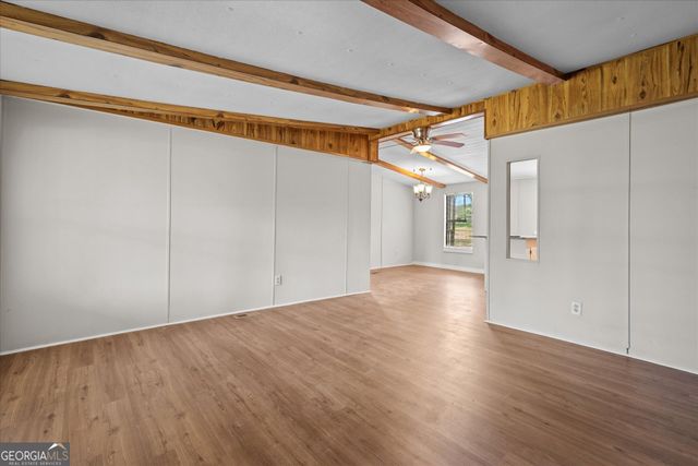 2075 Louina Road, Roanoke, AL 36274
