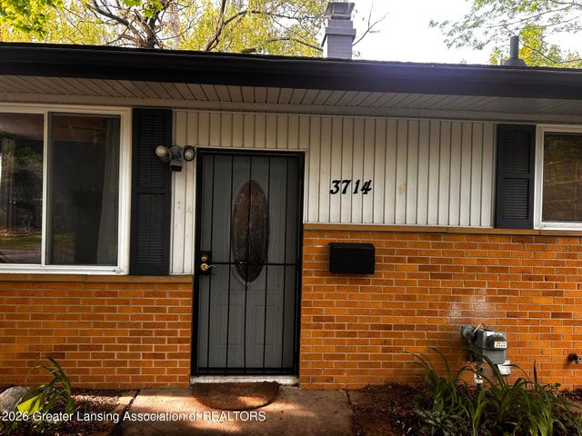 3714 Sumpter Street, Lansing, MI 48911