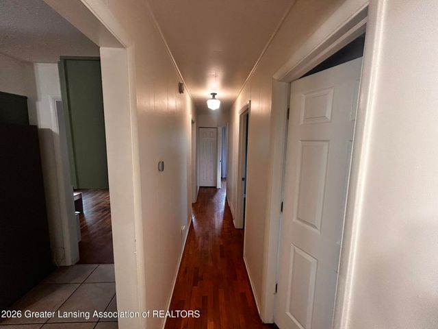 3714 Sumpter Street, Lansing, MI 48911