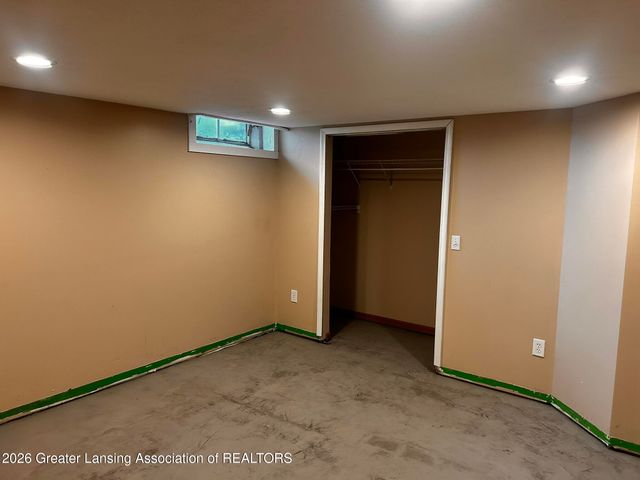 3714 Sumpter Street, Lansing, MI 48911
