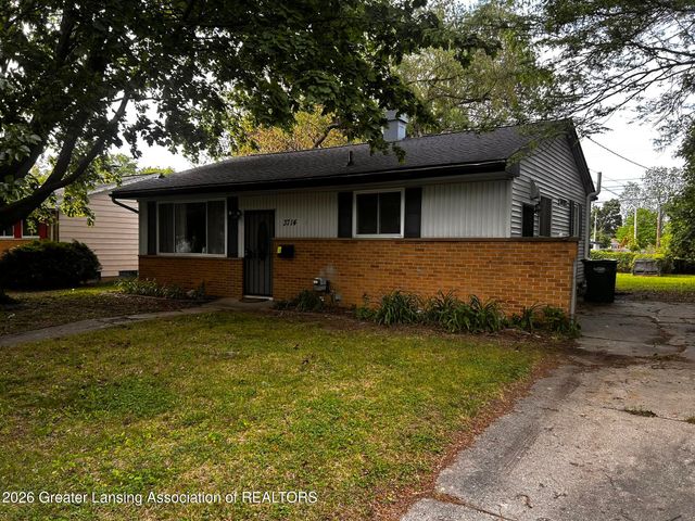 3714 Sumpter Street, Lansing, MI 48911