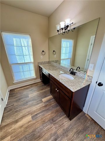 623 Thormeyer Road, Seguin, TX 78155