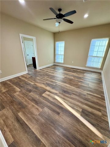 623 Thormeyer Road, Seguin, TX 78155