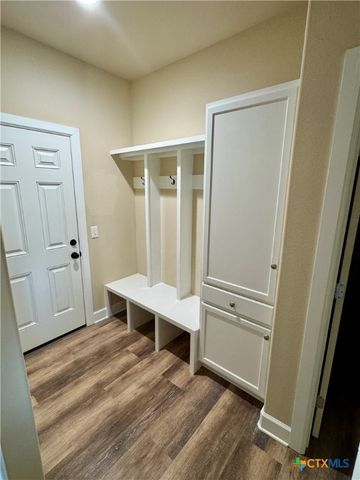 623 Thormeyer Road, Seguin, TX 78155