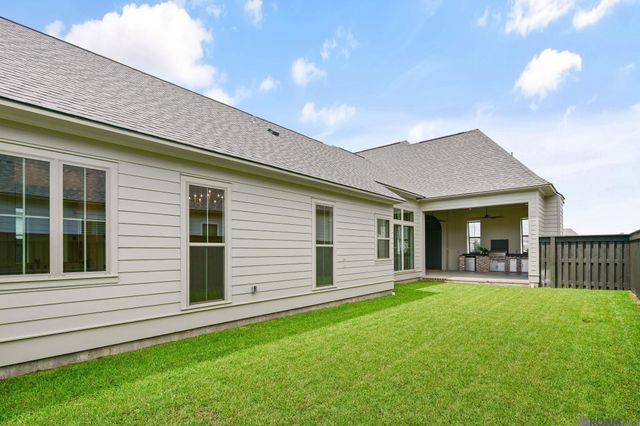 13727 Wild Canary Dr, Baton Rouge, LA 70810