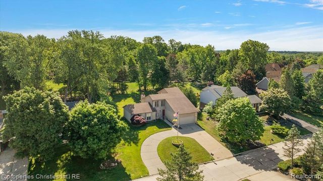 37224 Chesapeake Road, Farmington Hills, MI 48335